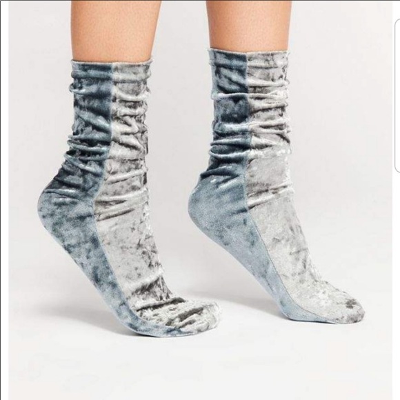 Free People Accessories - Free People Crushed Velvet ColorBlock Crew Socks Blue Grey NWT